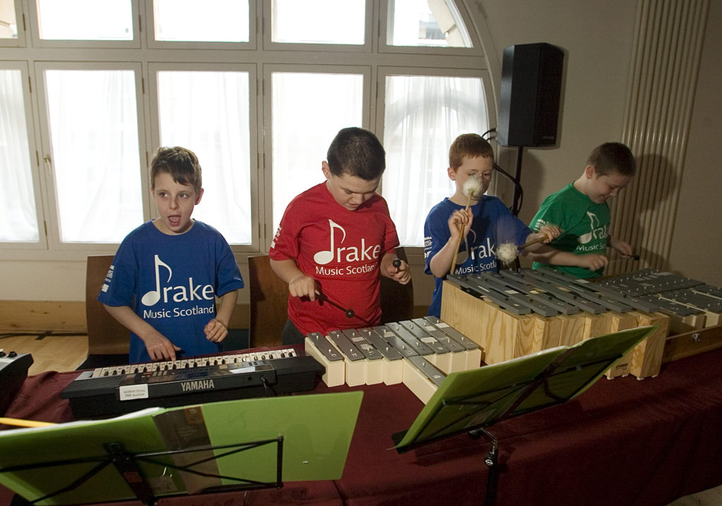 4 children from Lillybank School perform on keys and pitched percussion